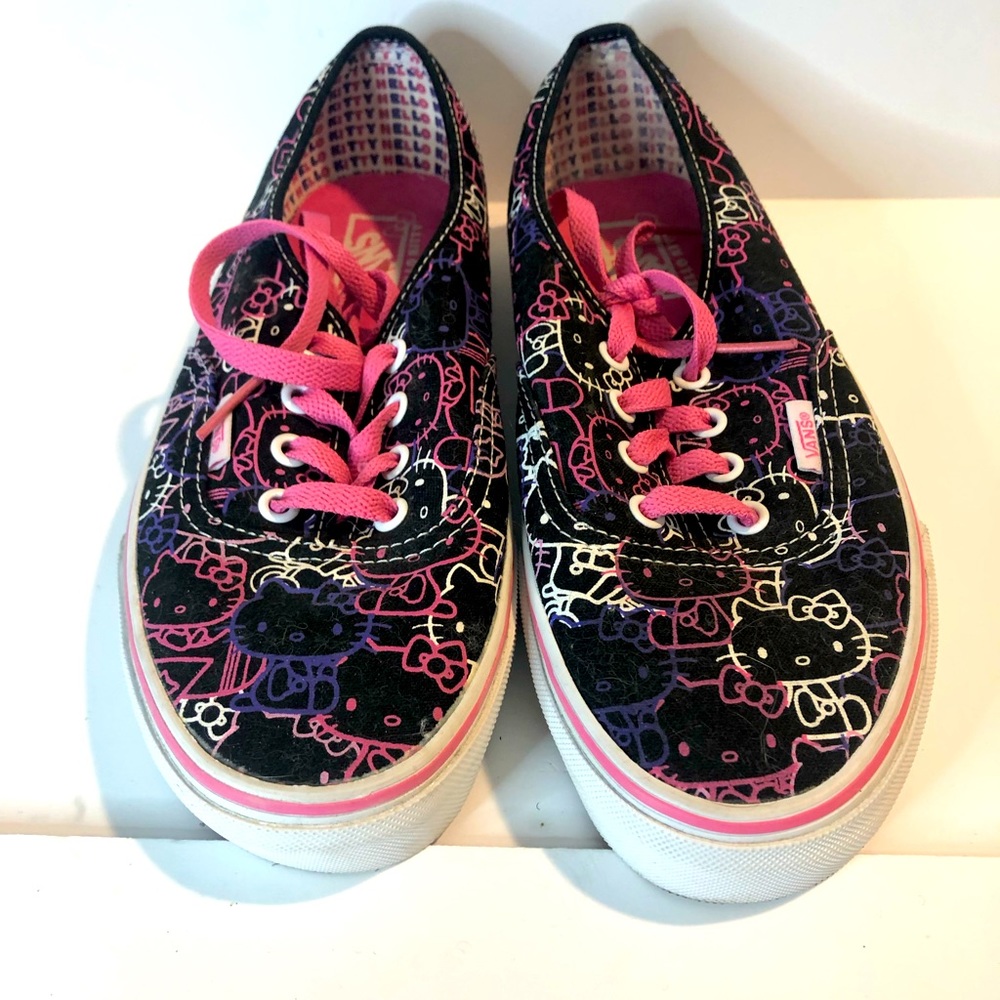 Hello Kitty Vans, 👟 Size 7 1/2.